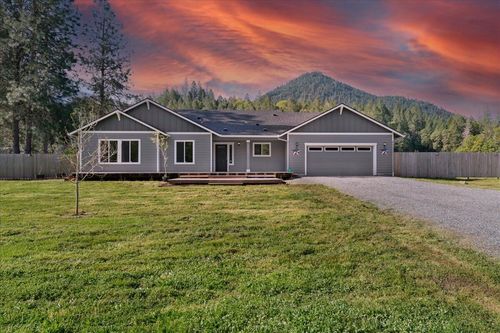 2355 Fish Hatchery Rd, Grants Pass, OR, 97527-9500 | Card Image