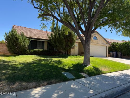 4520 Paseo Hermoso, Palmdale, CA, 93551-2606 | Card Image