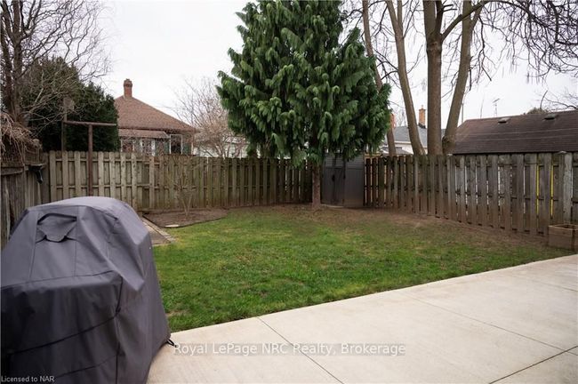 148 York St, House other with 2 bedrooms, 2 bathrooms and 2 parking in Saint Catharines ON | Image 27