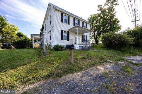 3724 Hammonds Mill Rd, HEDGESVILLE, WV, 25427-4960 | Card Image