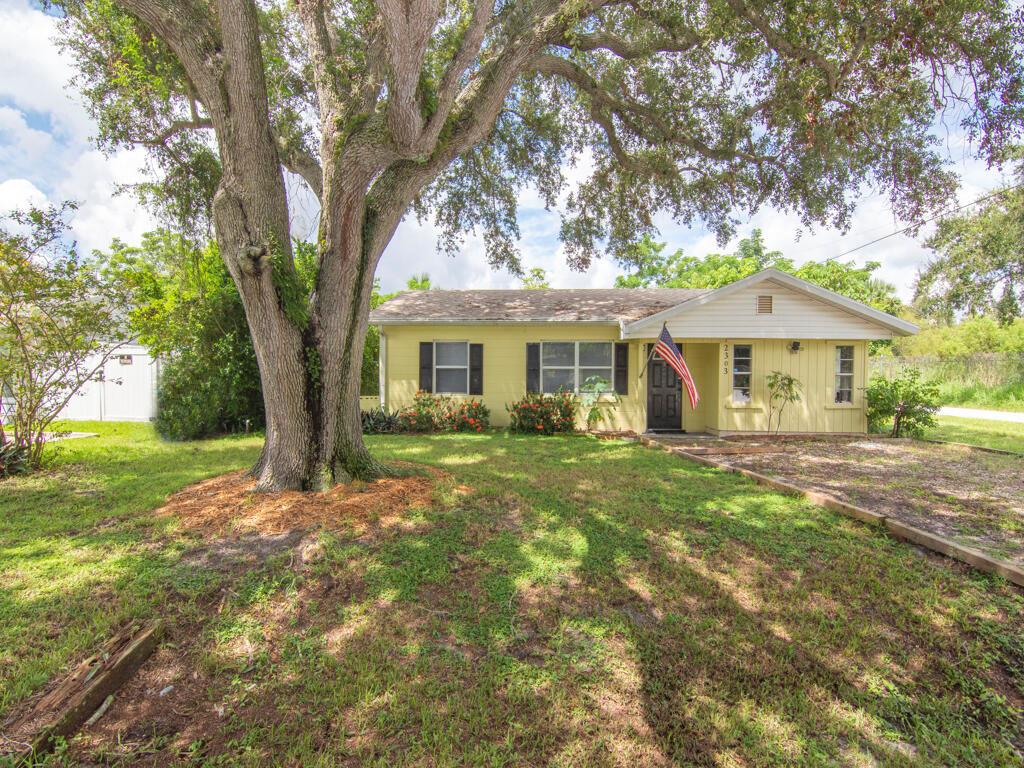 2nd Ct, Vero Beach, FL 32962