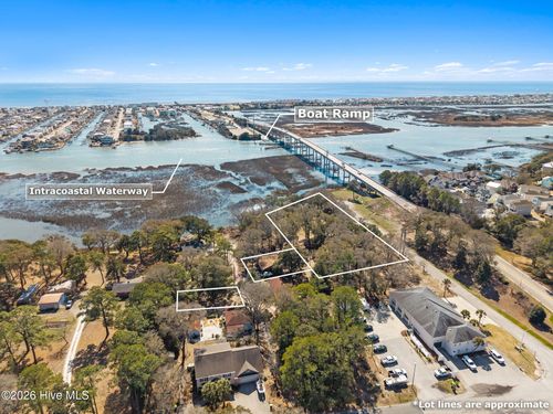 101 Causeway Dr, Ocean Isle Beach, NC, 28469-7502 | Card Image