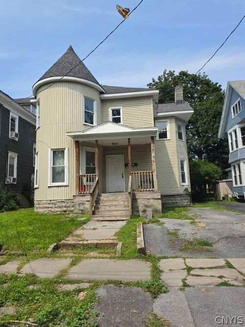 309 Keyes Ave, Watertown, NY, 13601-4879 | Card Image
