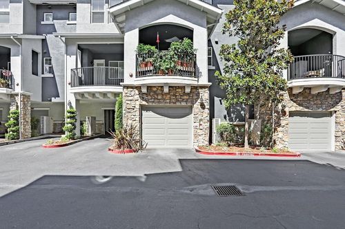apt-108-5132 El Camino Ave, Carmichael, CA, 95608-5093 | Card Image