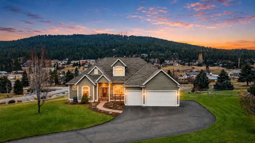 605 Stoneridge Dr, Kalispell, MT, 59901-7493 | Card Image