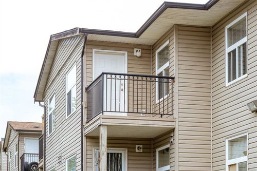 302-3215 Cowichan Lake Rd, North Cowichan, BC, V9L5G5 | Card Image