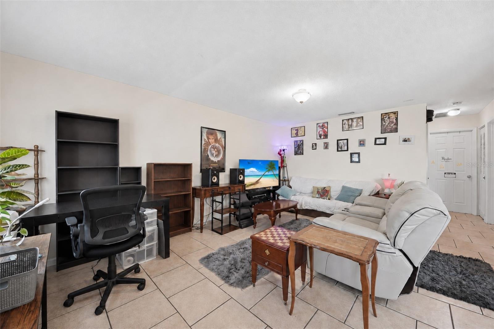 Residential in DAYTONA BEACH 4