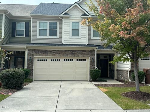 526 Whitworth Ln, Morrisville, NC, 27560-8614 | Card Image