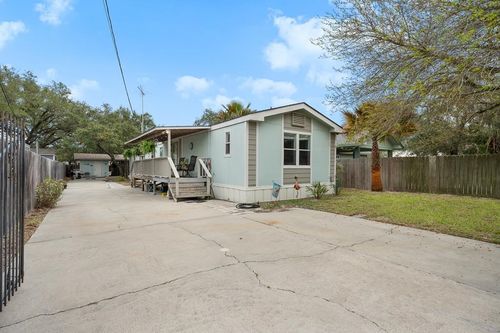 1610 Hardee St, Rockport, TX, 78382-6721 | Card Image