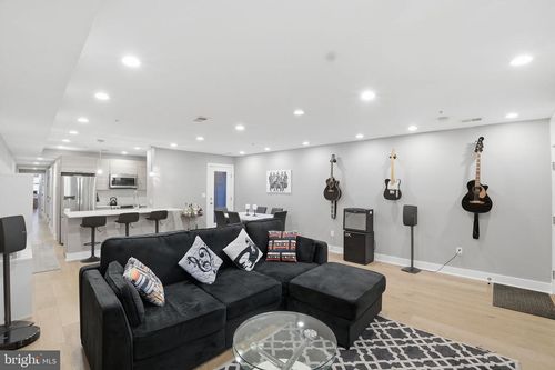 a-1852 3rd St Nw, WASHINGTON, DC, 20001-1888 | Card Image