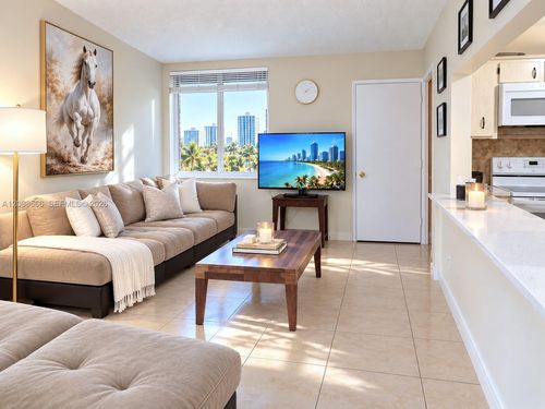 404-250 180th Dr, Sunny Isles Beach, FL, 33160-2766 | Card Image