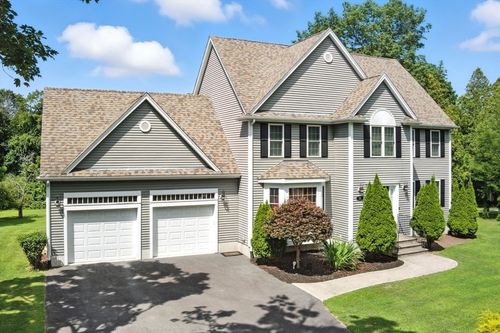 30 Neponset Street, Walpole, MA, 02071 | Card Image