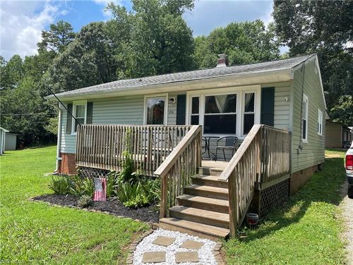 152 Coble Cir, Lexington, NC, 27295-7867 | Card Image