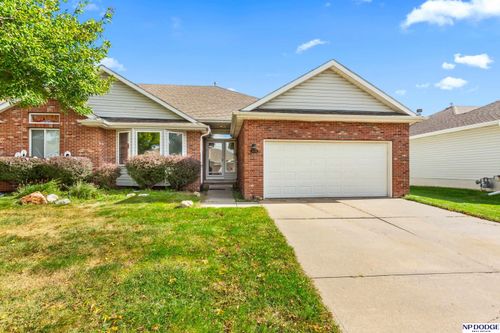 1024 Shoal Pointe Dr, Carter Lake, IA, 51510-1165 | Card Image