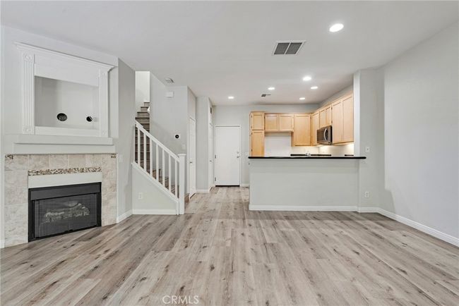 LIVING/DINING ROOM COMBO | Image 7
