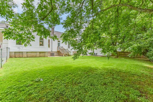 612 S Day St, House other with 4 bedrooms, 3 bathrooms and 1 parking in Brenham TX | Image 8