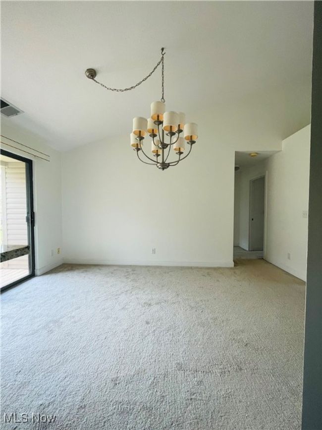 APT-110C - 3800 Rosemont Blvd, Condo with 2 bedrooms, 2 bathrooms and null parking in Fairlawn OH | Image 14
