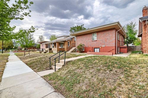 3144 N Vine St, Denver, CO, 80205-4135 | Card Image