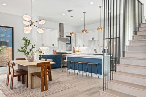 a-503 Havana St, Austin, TX, 78704-6337 | Card Image