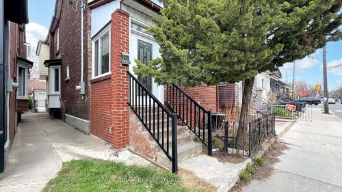 1040 Ossington Ave, Toronto, ON, M6G3V6 | Card Image