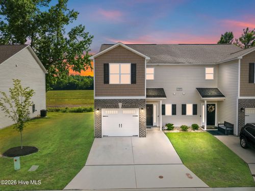 a-3505 Richter Way, Greenville, NC, 27834-6087 | Card Image