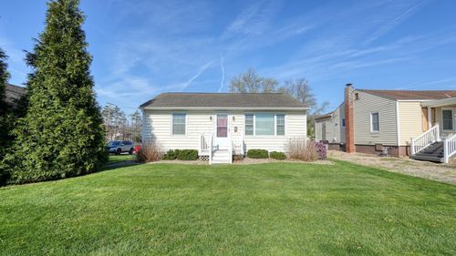 2411 Bell St, Zanesville, OH, 43701-1801 | Card Image