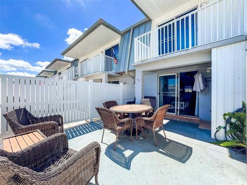 150-6777 Winkler Rd, FORT MYERS, FL, 33919-7271 | Card Image