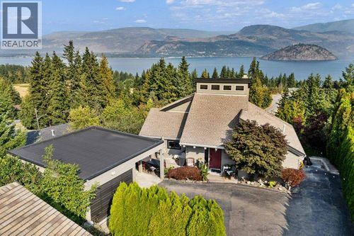 2221 Sunset Pt, Sorrento, BC, V0E2W2 | Card Image