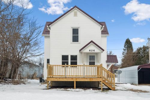 404 Franklin St, Elgin, IA, 52141-9328 | Card Image