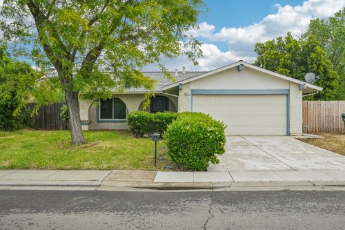 4117 Ashgrove Way, Sacramento, CA, 95826 | Card Image
