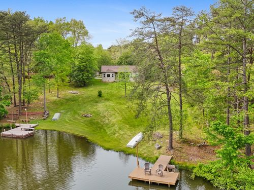 374 Eagle Lake Rd, Coalmont, TN, 37313-7700 | Card Image