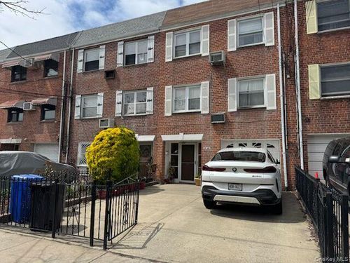 30-40 71st St, East Elmhurst, NY, 11370-1413 | Card Image