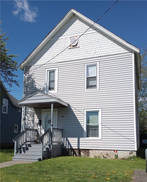 1303 N Main St, Elmira, NY, 14901-1422 | Card Image