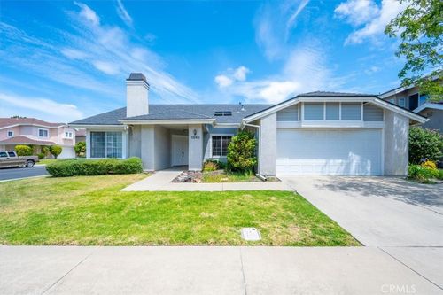 1340 Jason Dr, Lompoc, CA, 93436-8229 | Card Image