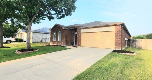 7705 Serenity Way, Denton, TX, 76210-7183 | Card Image