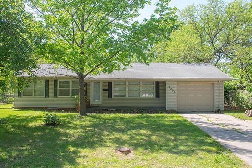 2309 Highland Dr, COLUMBIA, MO, 65203-1220 | Card Image