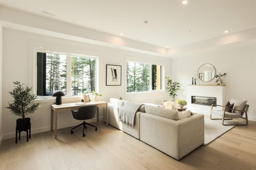 22-1050 Finch Dr, Squamish, BC, V8B0S9 | Card Image