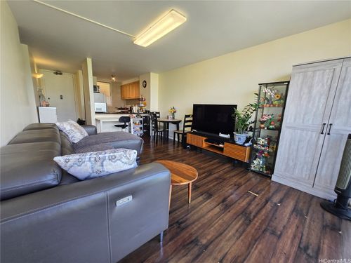 1303-949 Ala Nanala St, Honolulu, HI, 96818-2978 | Card Image