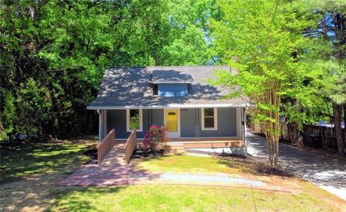 628 Mission Rd, Winston Salem, NC, 27103-1710 | Card Image