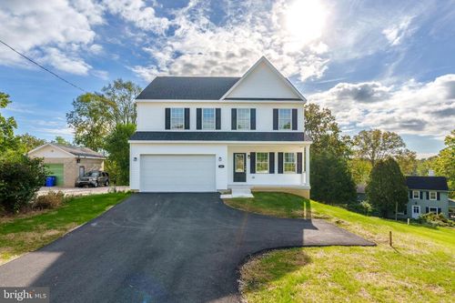 16 N Old Baltimore Pike, NEWARK, DE, 19702-1639 | Card Image