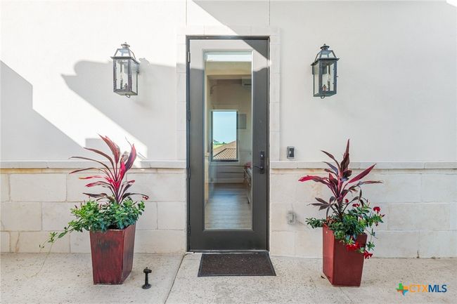 Welcome to the Casita | Image 29