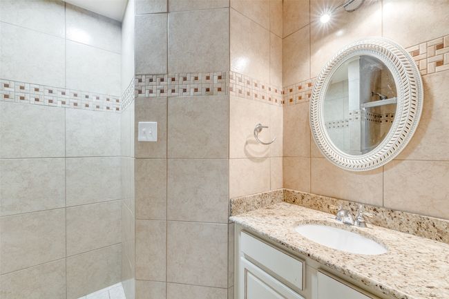 Full Bathroom 2 | Image 19