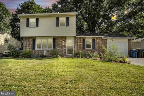 1113 Floribunda Ln, MECHANICSBURG, PA, 17055-5302 | Card Image