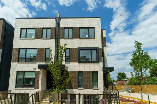 2-30 Ed Clark Gardens, York, ON, M6N0B5 | Card Image