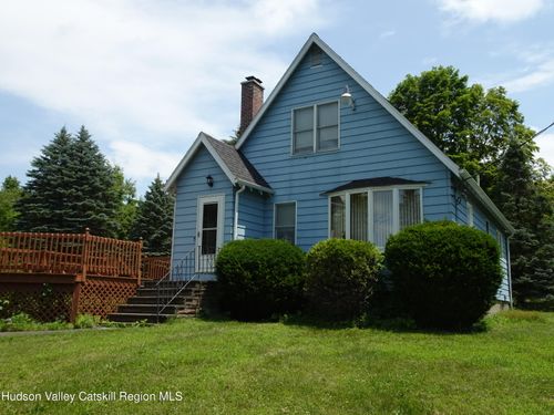 135 Millbrook Rd, Hudson, NY, 12534-3902 | Card Image