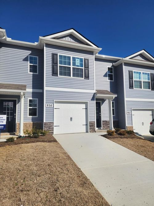 930 Liverpool Way, Baxter, TN, 38544 | Card Image