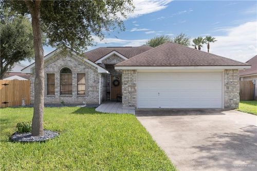 5801 N 29th Ln, McAllen, TX, 78504-5149 | Card Image