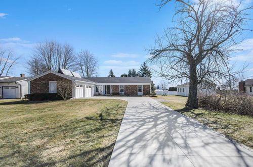 5973 Urban Dr, East China, MI, 48054-4749 | Card Image