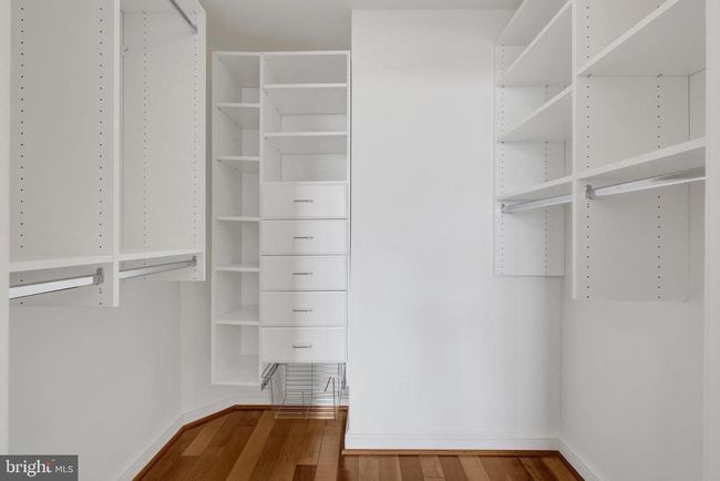 UNIT-907 - 11990 Market St, Condo with 3 bedrooms, 2 bathrooms and null parking in RESTON VA | Image 26