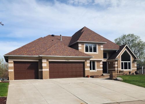 7932 Orchid Ln N, Maple Grove, MN, 55311-2186 | Card Image